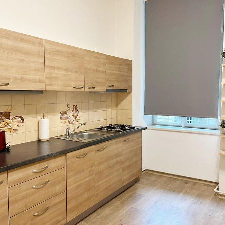 Modern Apartment Krakovska Praga Esterno foto