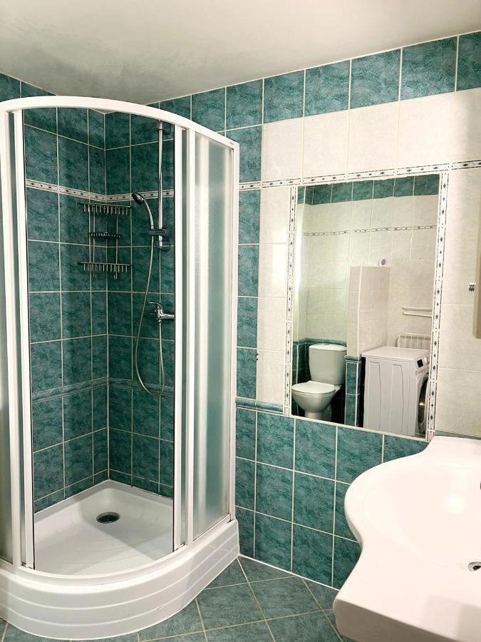 Modern Apartment Krakovska Praga Esterno foto